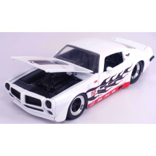 Big Time Muscle - Pontiac Firebird 1972 1/24th Scale Die-Cast Vehicle Replica